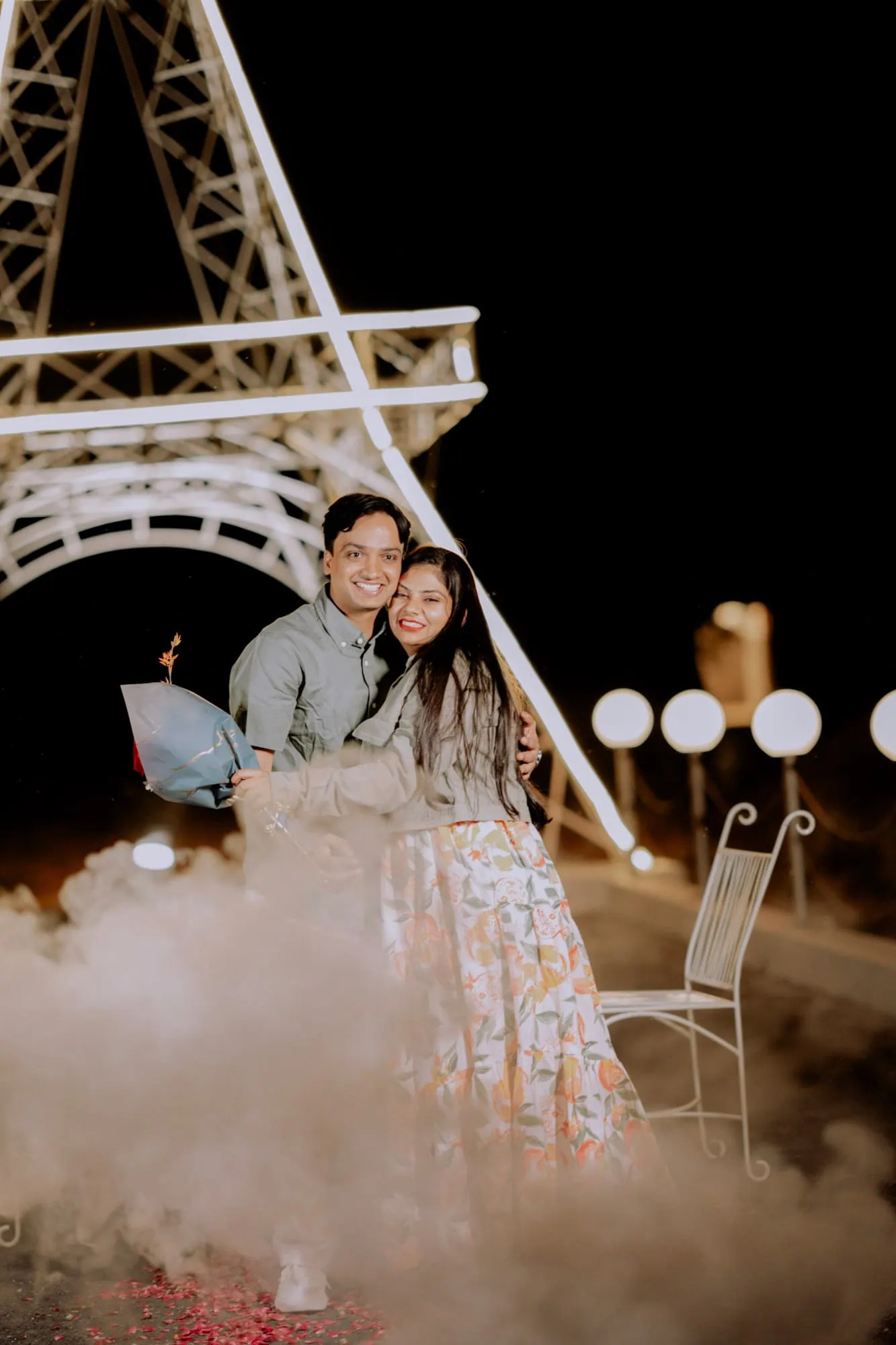 Natural pre-wedding couple moment